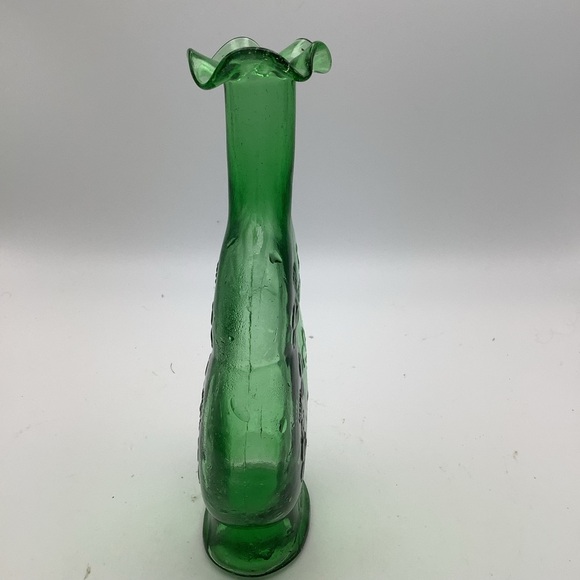 Green Glass Ruffle Top Vase with Embossd Shamrocks - Picture 7 of 11